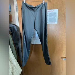 Adidas capri leggings